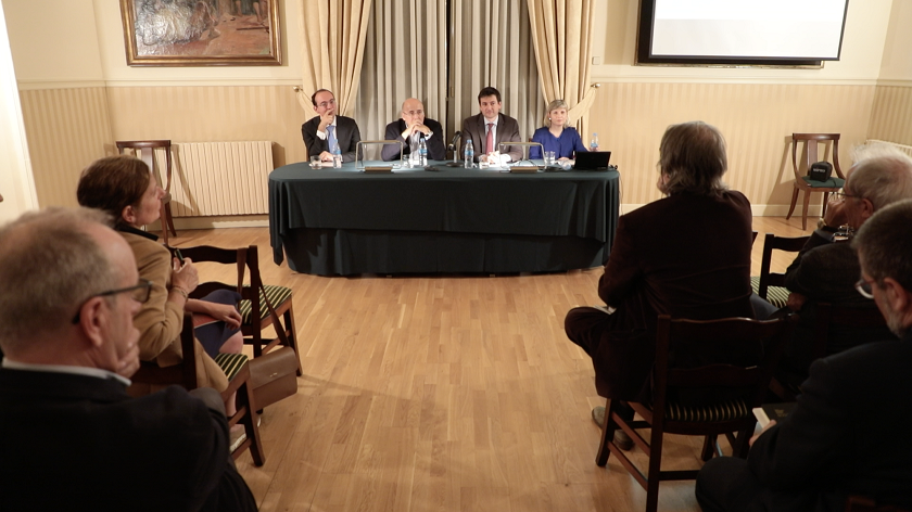 #DebateAmicsPa�s con CaixaBank Research. Las causas de la polarizaci�n pol�tica