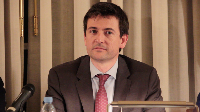 #DebateAmicsPa�s con CaixaBank Research. Las causas de la polarizaci�n pol�tica