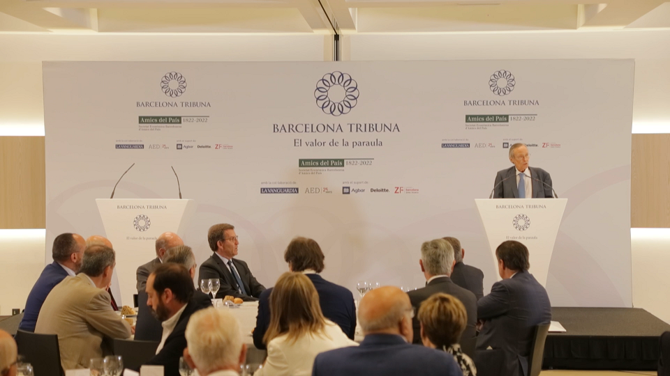 Barcelona Tribuna amb Alberto N��ez Feij�o