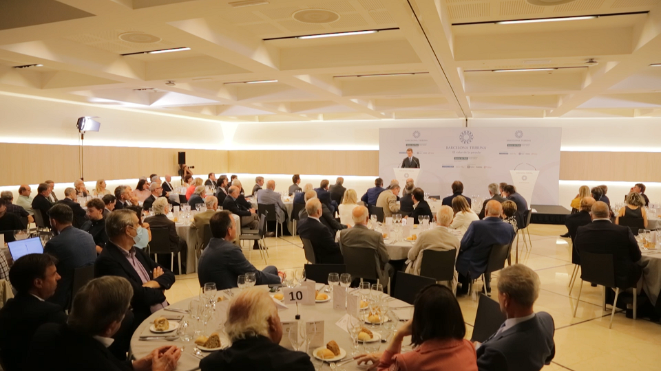 Barcelona Tribuna amb Alberto N��ez Feij�o