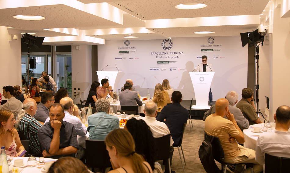 Barcelona Tribuna amb J&eacute;ssica Albiach